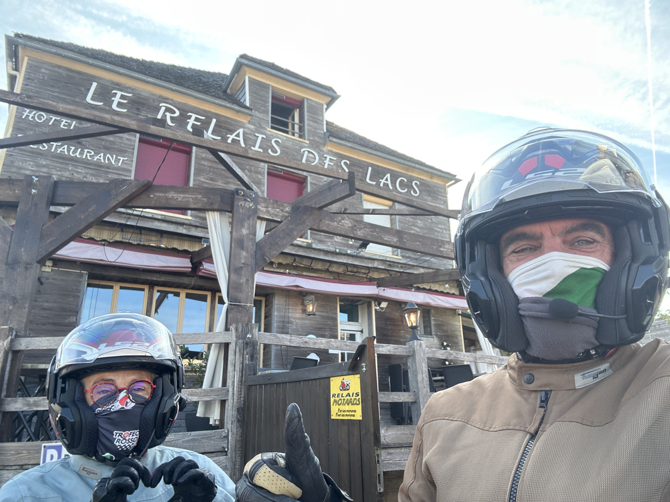 Photo de LE RELAIS DES LACS